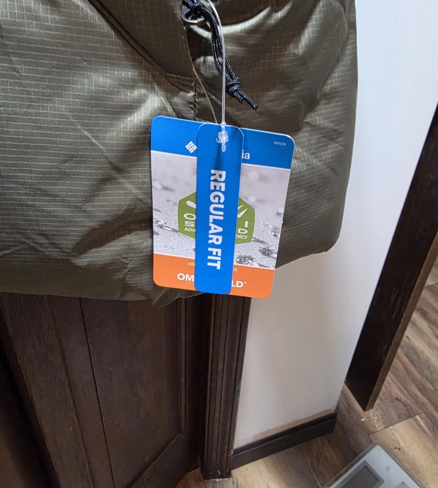 Columbia Mens Puffect 111 Jacketmens XLT Nwt Green Olive💥💥💥💥💥 - Image 3 of 4