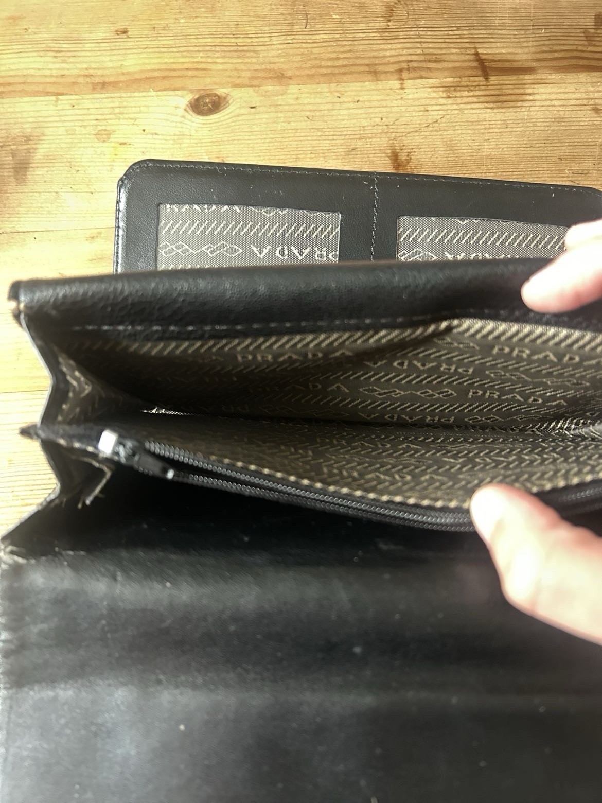 AUTHENTIC PRADA Milano 1913 Wallet Unisex Black Leather   RRP 180.00/200.00 image 4
