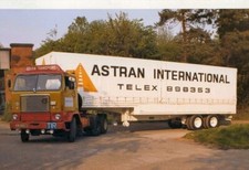 TEKNO 83386 VOLVO F88 TRACTOR 6X4 & SEMI TRAY BACHE "ASTRAN" (UK) MINT BOX
