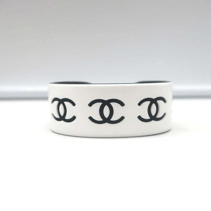 Chanel 02P CC Resin Cuff Bracelet White & Black - Image 2 of 4