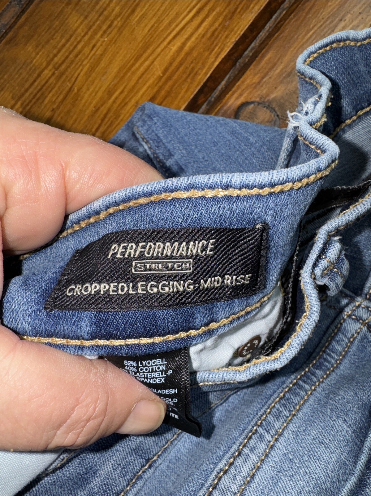 Express Performance stretch cropped leggings made… - image 7