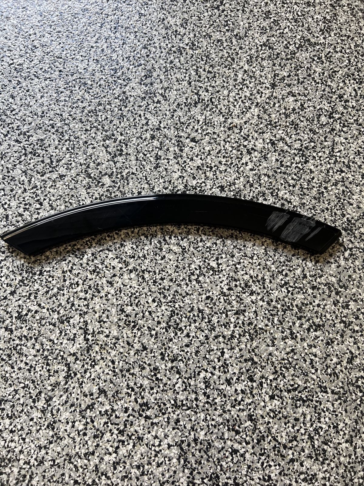 17-19 Bentley Bentayga Rear Right Door Arch Cover Trim Moulding 36A854830 OEM A1