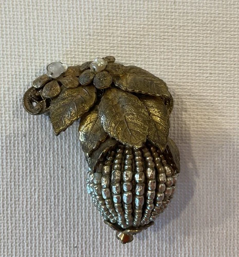 Signed Miriam Haskell Baroque Pearl Seed Bead Flower Gold Tone Pin Brooch