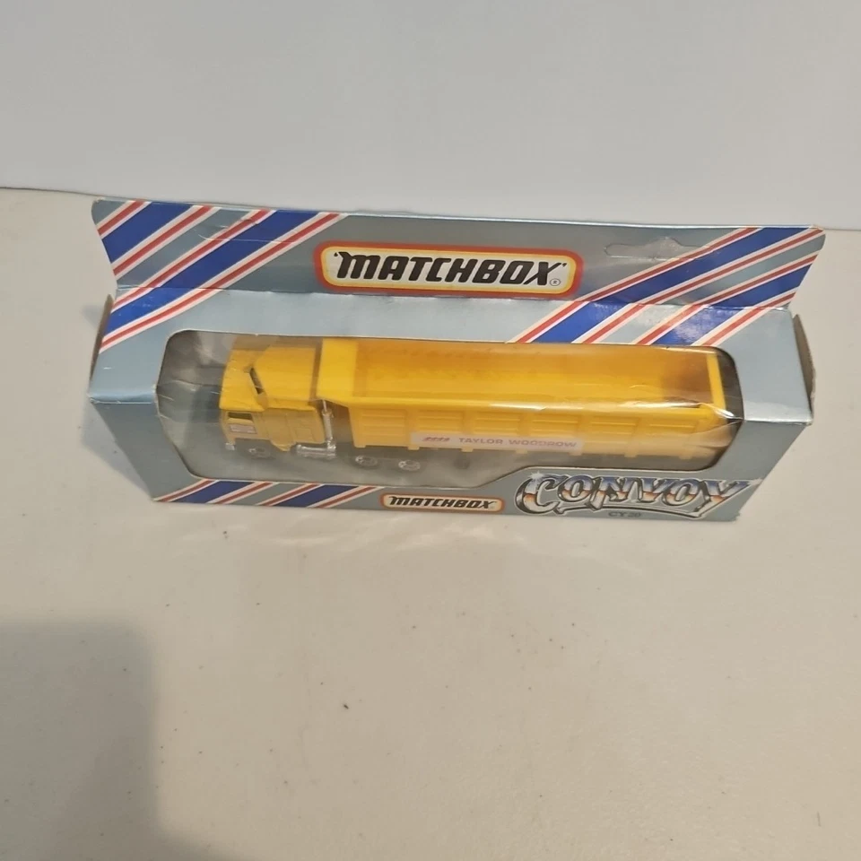 Matchbox Convoy CY-20 Kenworth Tipper Taylor Woodrow Boxed Truck - Image 3 of 4