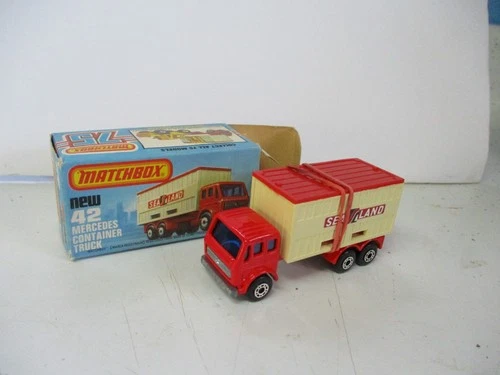 Matchbox Lesney Superfast SF42 Container Truck- "SEALAND" labels, boxed