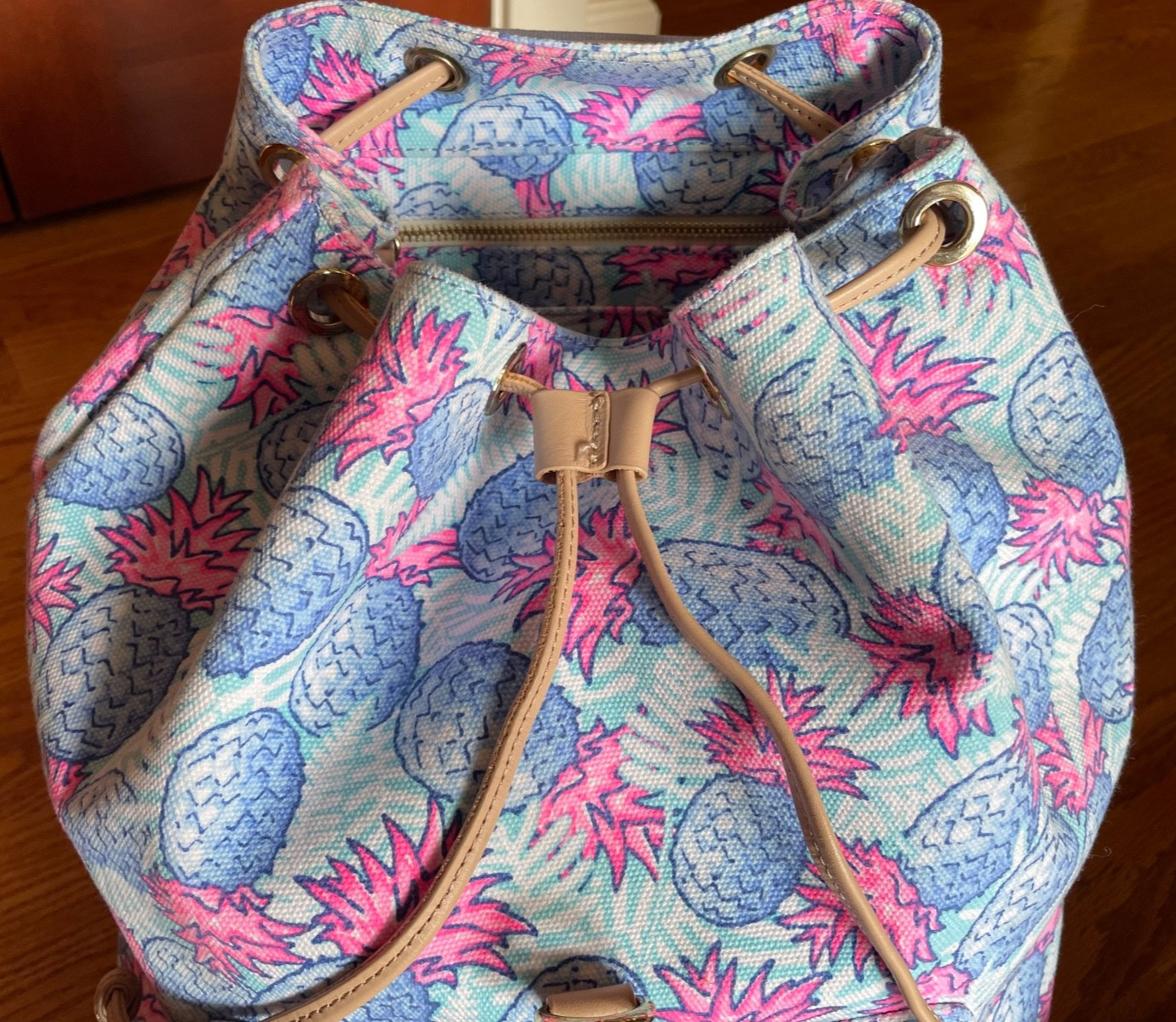 Vineyard Vines Pineapple Daypack Backpack - image 11