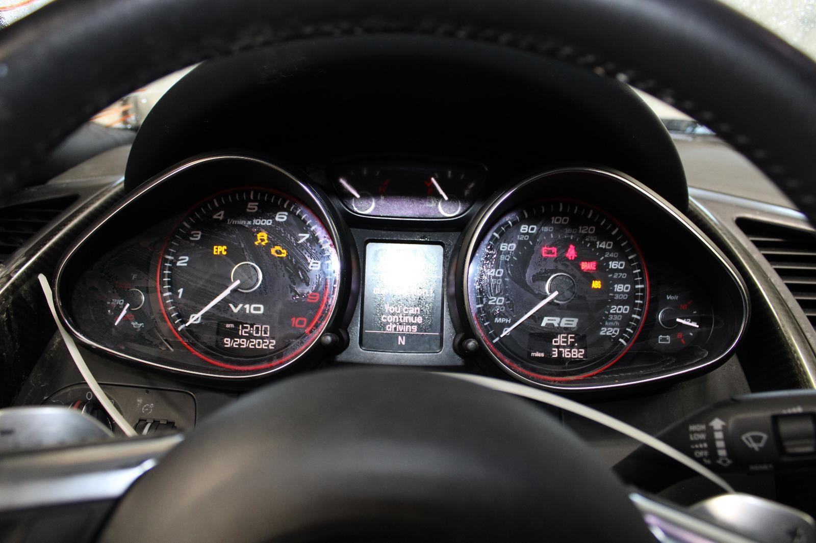 Audi R8 2011 Door framework