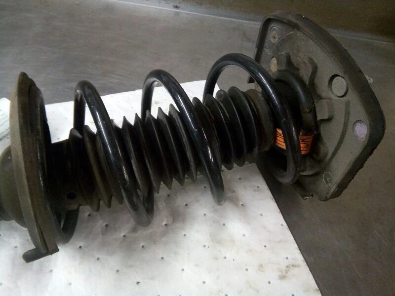 Sistema de suspensión trasero suave de puntal de pasajero para 04-08 GRAND PRIX 4925727 Foto 2 de 4