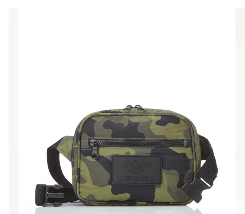 ALOHA Collection Keep It Light Hip Pack Fanny Pack Cross Body Bag Camo. New!