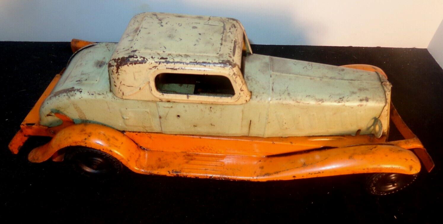 1932 MARX GIRARD - PIERCE ARROW Pressed Steel Wind-up Toy Car For