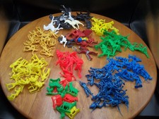Vintage Plastic Army Men Cowboys Indians Horses Warriors Huge Lot