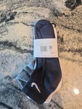 NIKE Socks UNISEX 3-Pk Dri-FIT QUARTER Socks L W 10-13 / M 8-12 SX7667-964 NWT