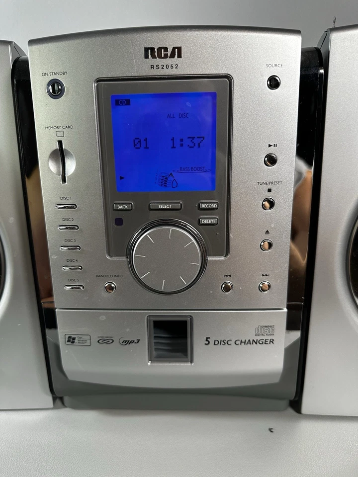 RCA CD/MP3/Radio 5-Disc Changer Shelf System RS2052 Comes With Remote (read) - Image 4 of 4