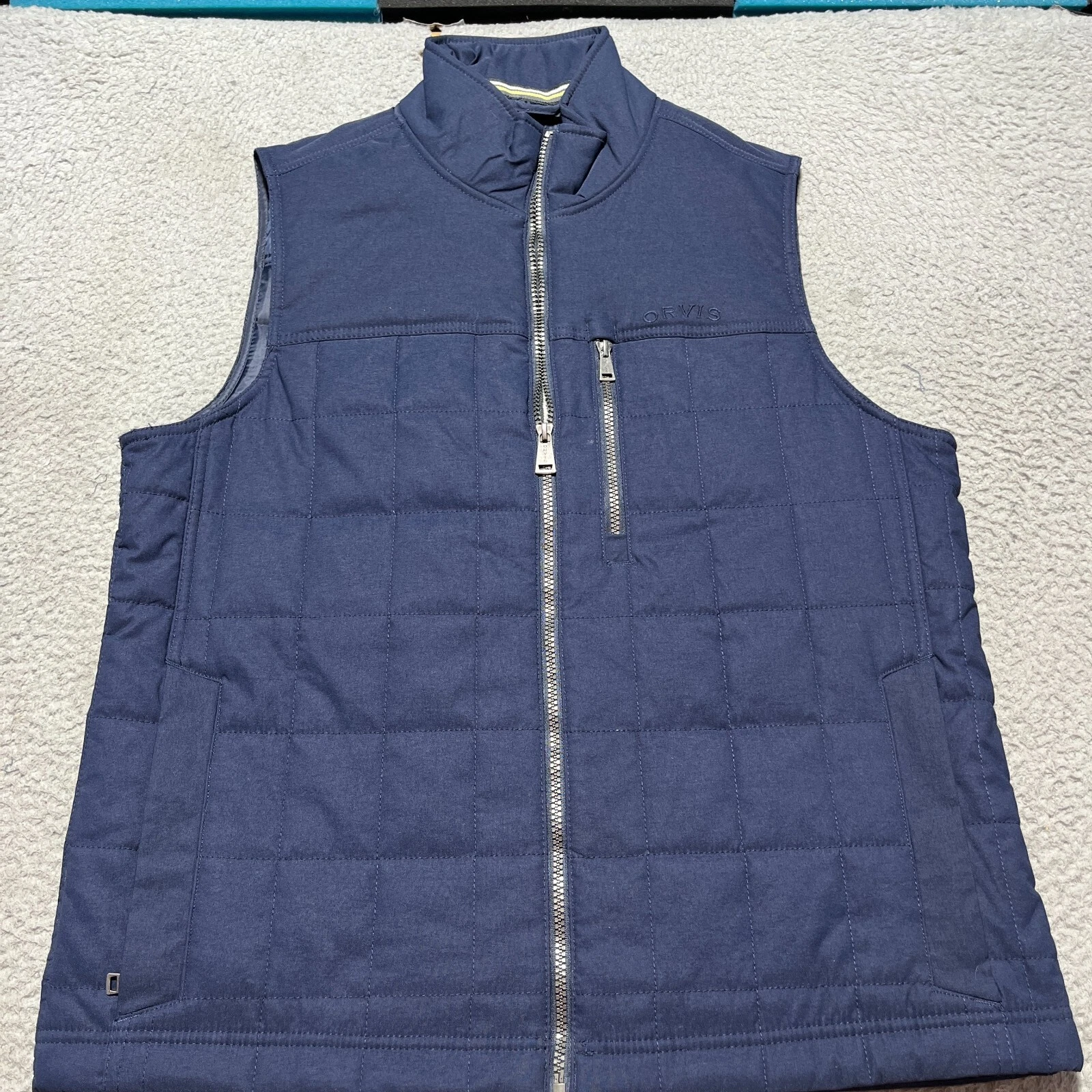 Orvis Quilted Vest Mens Medium Blue Full Zip Sleeveless Zip Pockets Hiking