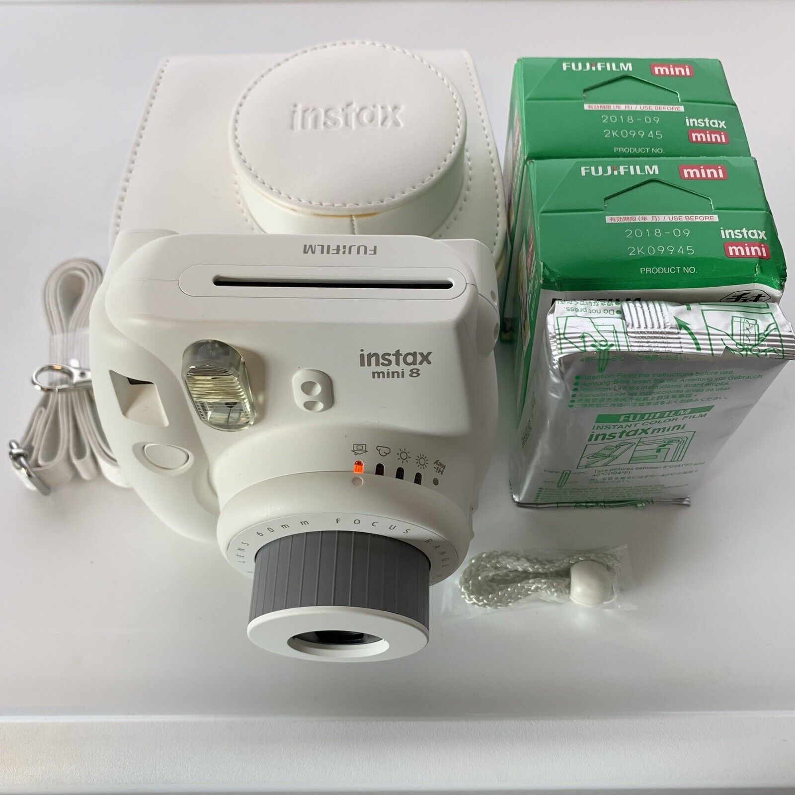 Polaroid FUJIFILM Instax Mini 8 Blanc d'occasion