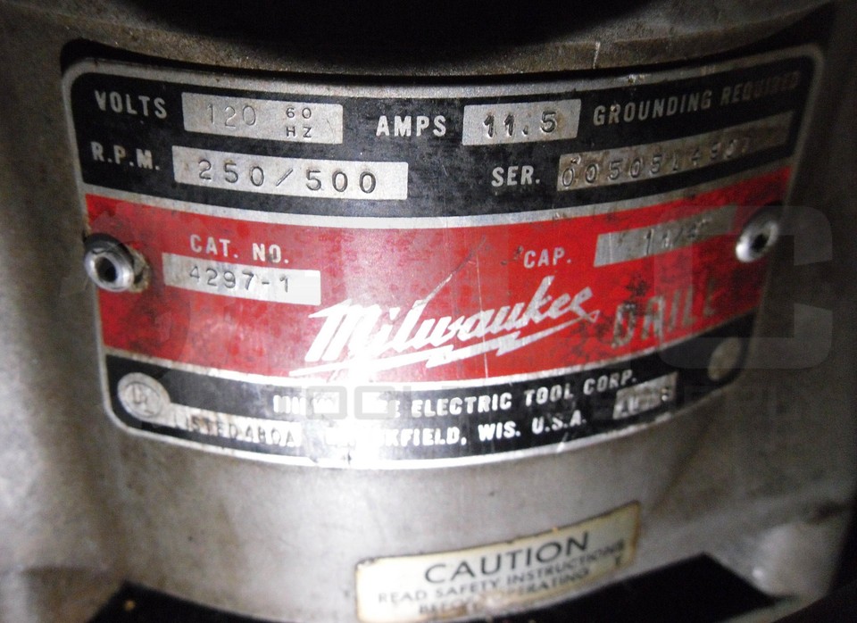 MILWAUKEE 4202 DRILL PRESS 12.5A 120V 60HZ W/ 42971