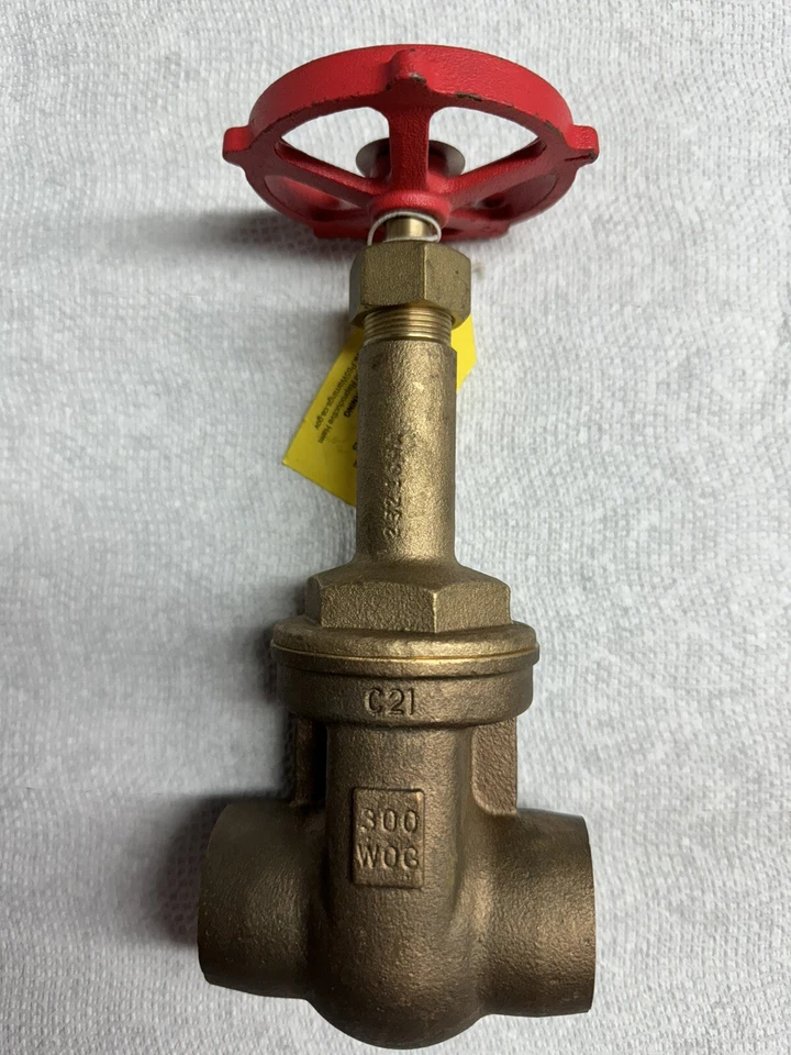 Milwaukee 1 1/2" Gate Valve Fig.149 125 S.W.P 200 W.O.G - Image 3 of 4