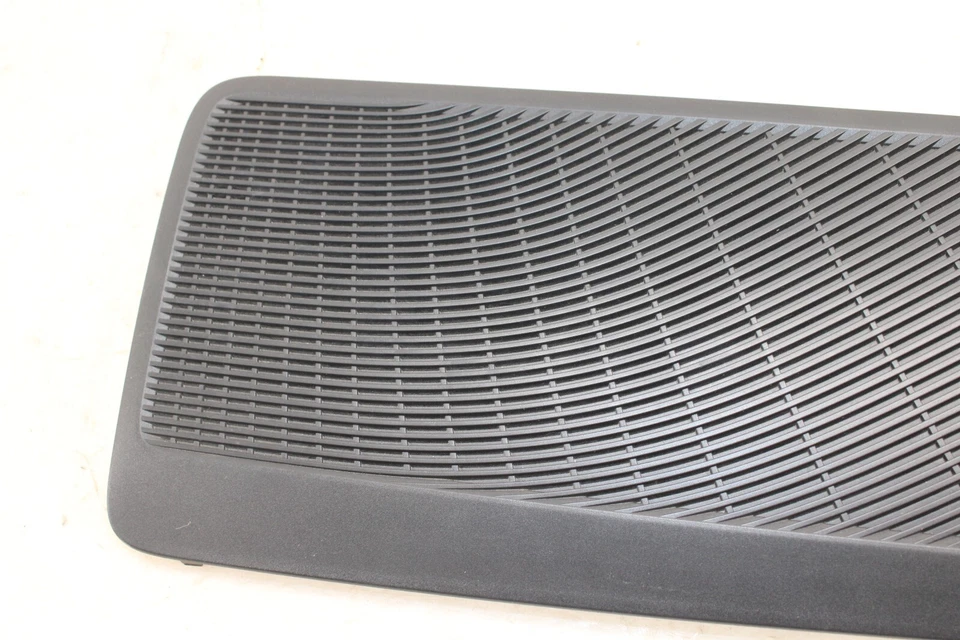 Cubierta de altavoz bandeja equipamiento trasero derecho Audi A4 S4 2017-2024 8W5035406C OEM IX75 Foto 3 de 4