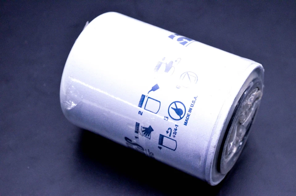 Filtro de óleo Hastings WC7 NOVO NA CAIXA - Imagem 2 de 3