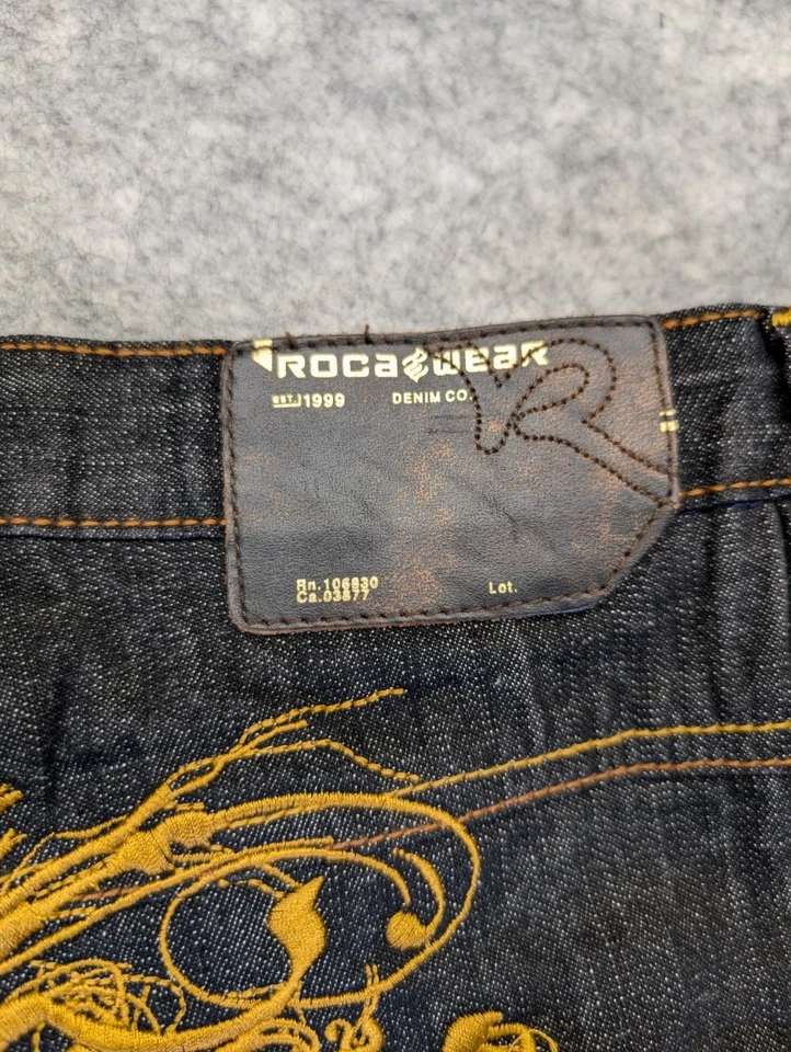 Rocawear Jeans Mens 36 Black Denim Embroidered Hip Hop Rap Jay Z Street - Image 3 of 4