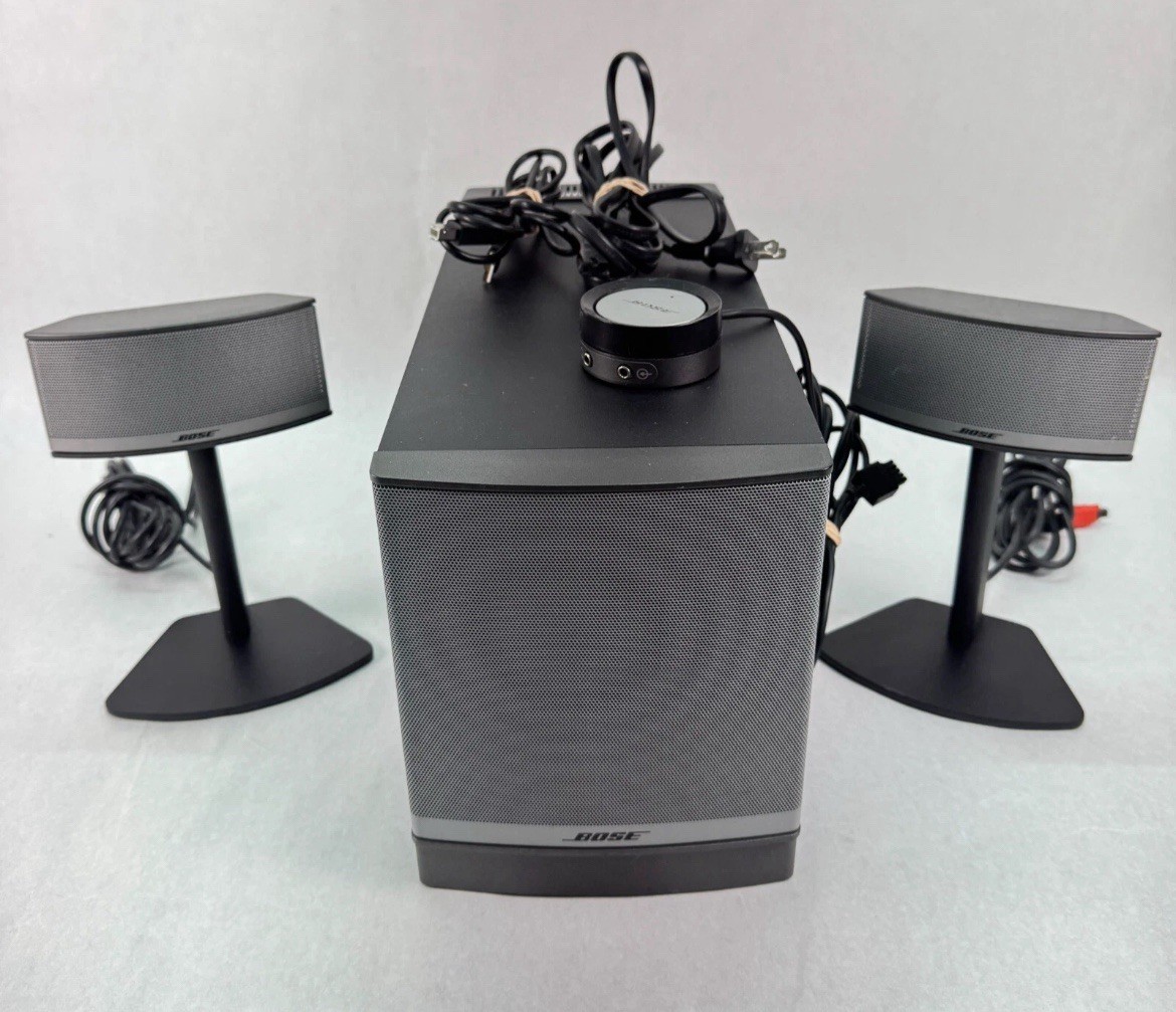 Bose Companion 5 Multimedia Speaker Complete System Computer