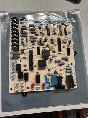 Carrier Furnace Control Circuit Board HK42FZ041 / CEPL131043-01 NEW BULK