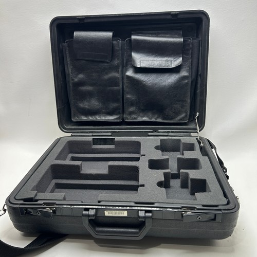 Fluke DSP-2000 Digital LAN Cable Analyzer & DSP-2000SR Smart Remote Tester Kit - Picture 2 of 24