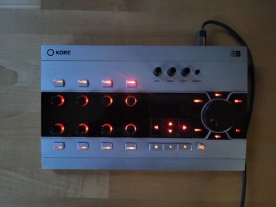 Native Instruments KORE Controller inkl. Software (KORE / KORE 2)   siehe Fotos