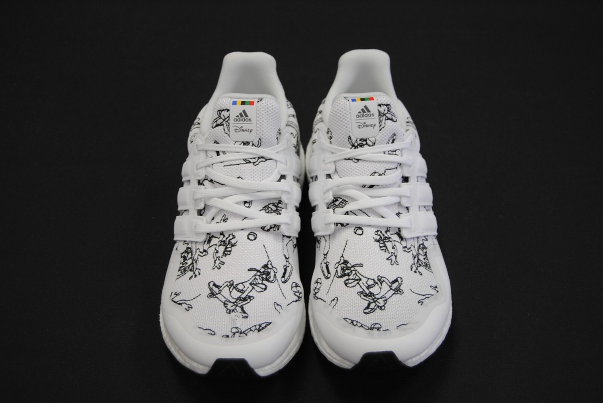 Size 8 - Disney x adidas UltraBoost DNA Sport Goofy Pack - White