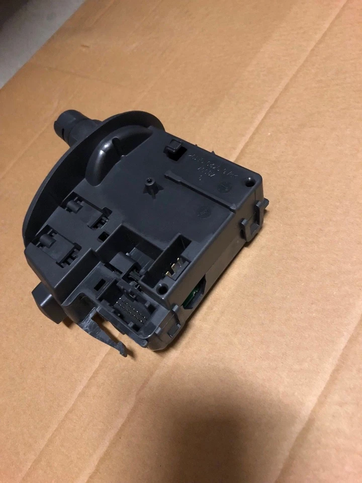 Steuerung Unter Lenkrad / Schalter Recht Scheibenwischer + Radio Renault Kangoo - Bild 2 von 3