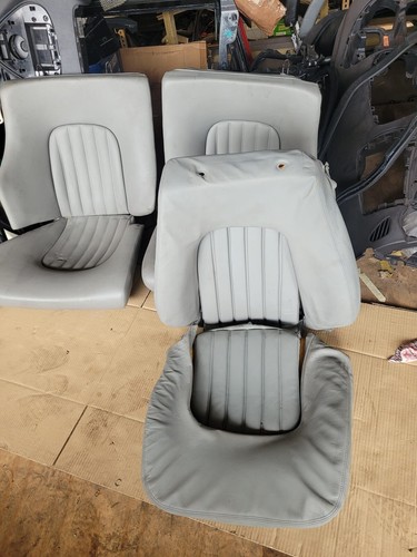 Ferrari 456 M 1990-1996 Lederausstattung Farbe Grau Fahrersitz fehlt