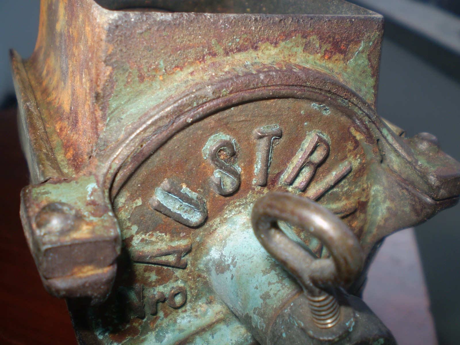 Foto 7 di 12