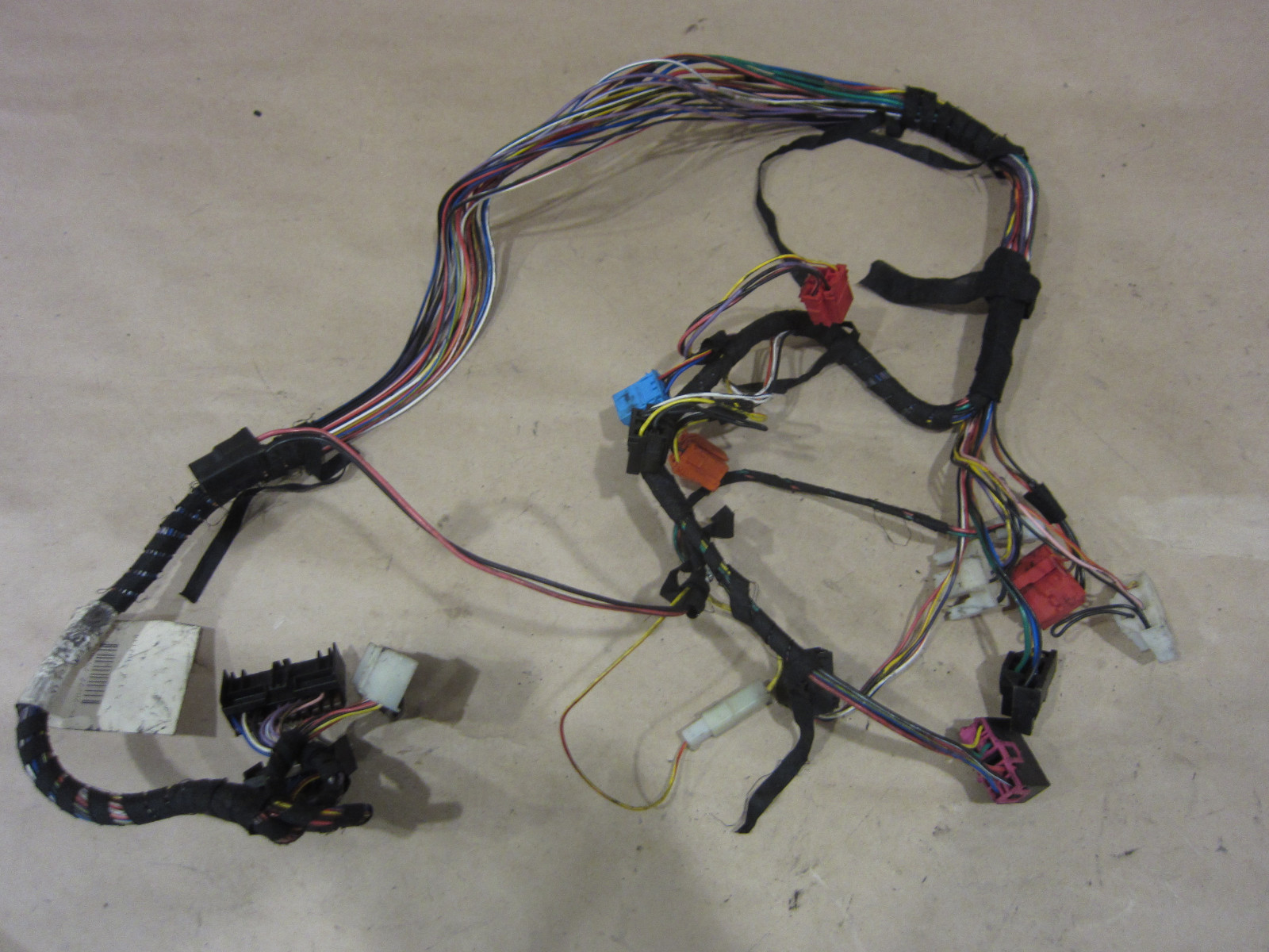 Ferrari 355 - Tunnel Console Connection Cables - P/N 159652