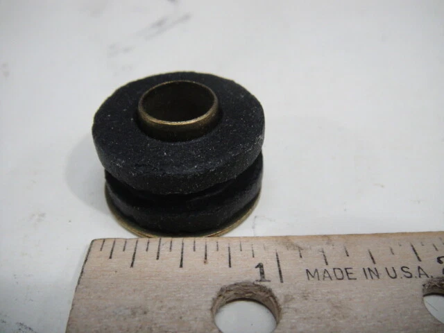 NOS Ford 1965 66 67 68 69 70 71 72 F100 250 E100 Transmission Gear Shift Bushing Foto 3 de 4
