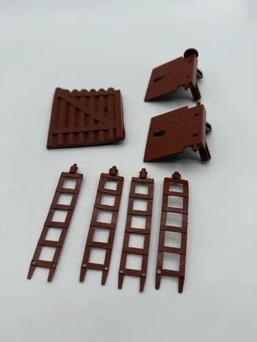 MPC / MARX brown Plastic Accessories lot - Ladders, Fence, Walls Fort