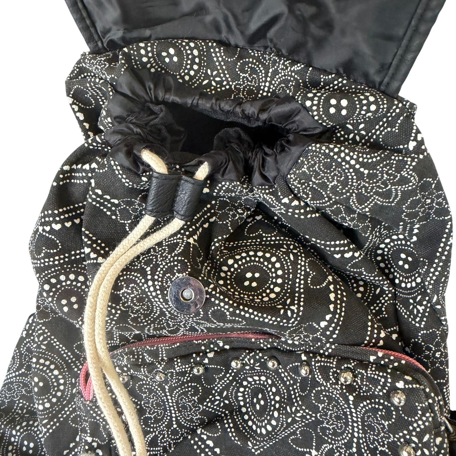 Candie's Canvas Drawstring Backpack Black Floral … - image 5