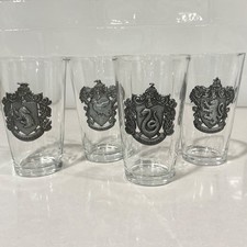 Harry Potter Hogwarts House Crest Pint Glass Set Pewter Metal Emblem 4 Pk 5.75"