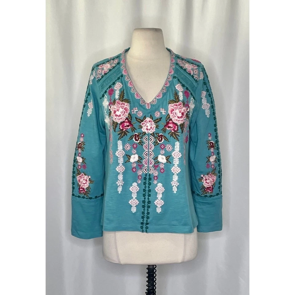 Camiseta Top SUNDANCE Glaciar Garden Floral Bordada Bohemia Mediana Pequeña PM Foto 2 de 4