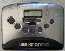 Sony WM FX 251 Walkman Cassette AM/FM Radio Player - TESTED Radio Works