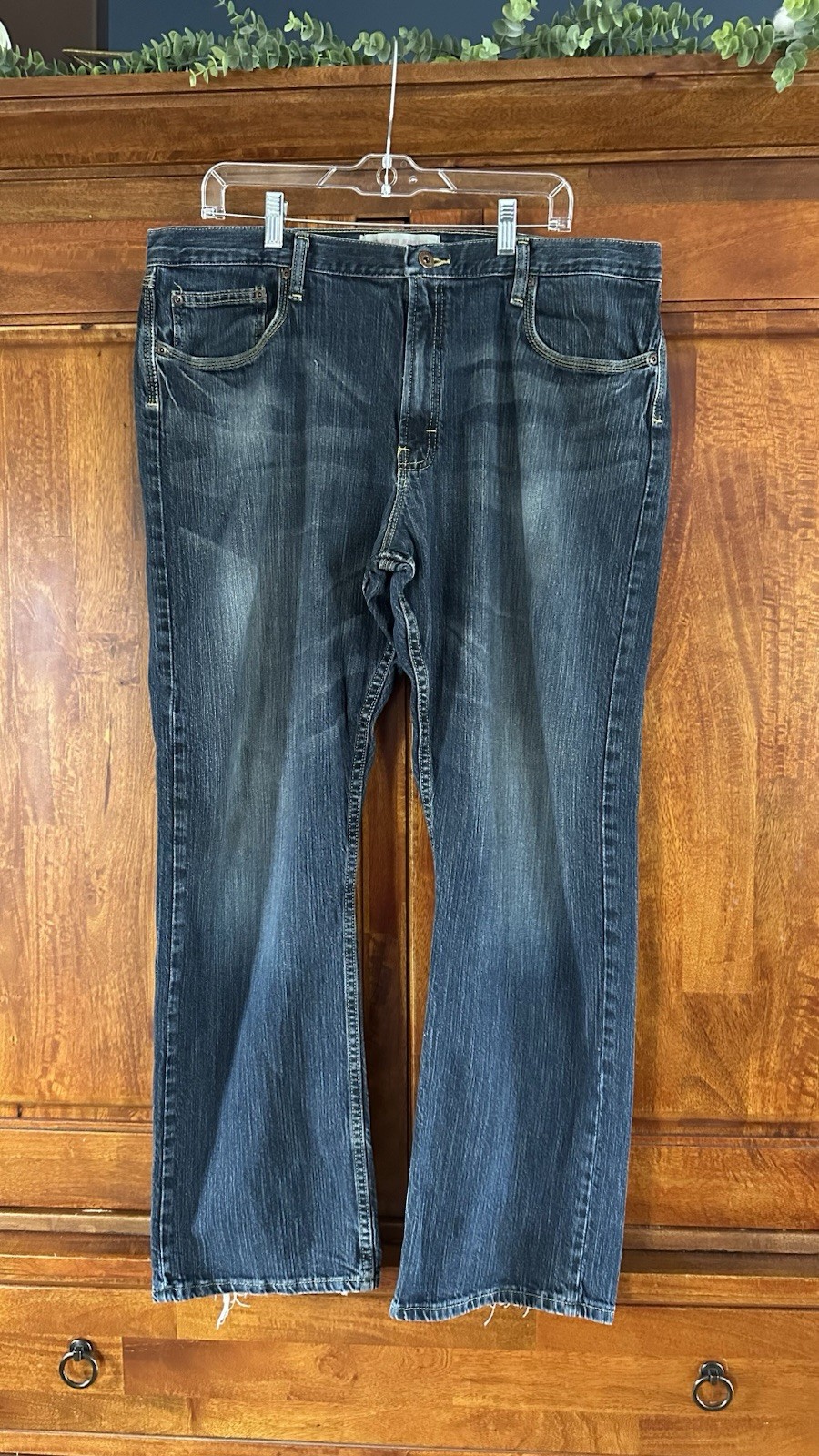 Co Relaxed Bootcut Blue Denim Men's Jeans Distressed Pockets
