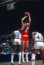 Billy Paultz of the Houston Rockets Basketball 1980 Photo 5