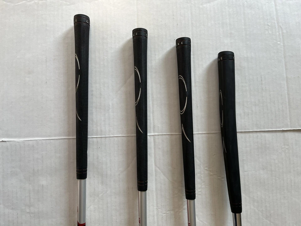 Juego de palos de golf Nike Vr para jóvenes 5, 9, S Putter Foto 3 de 4