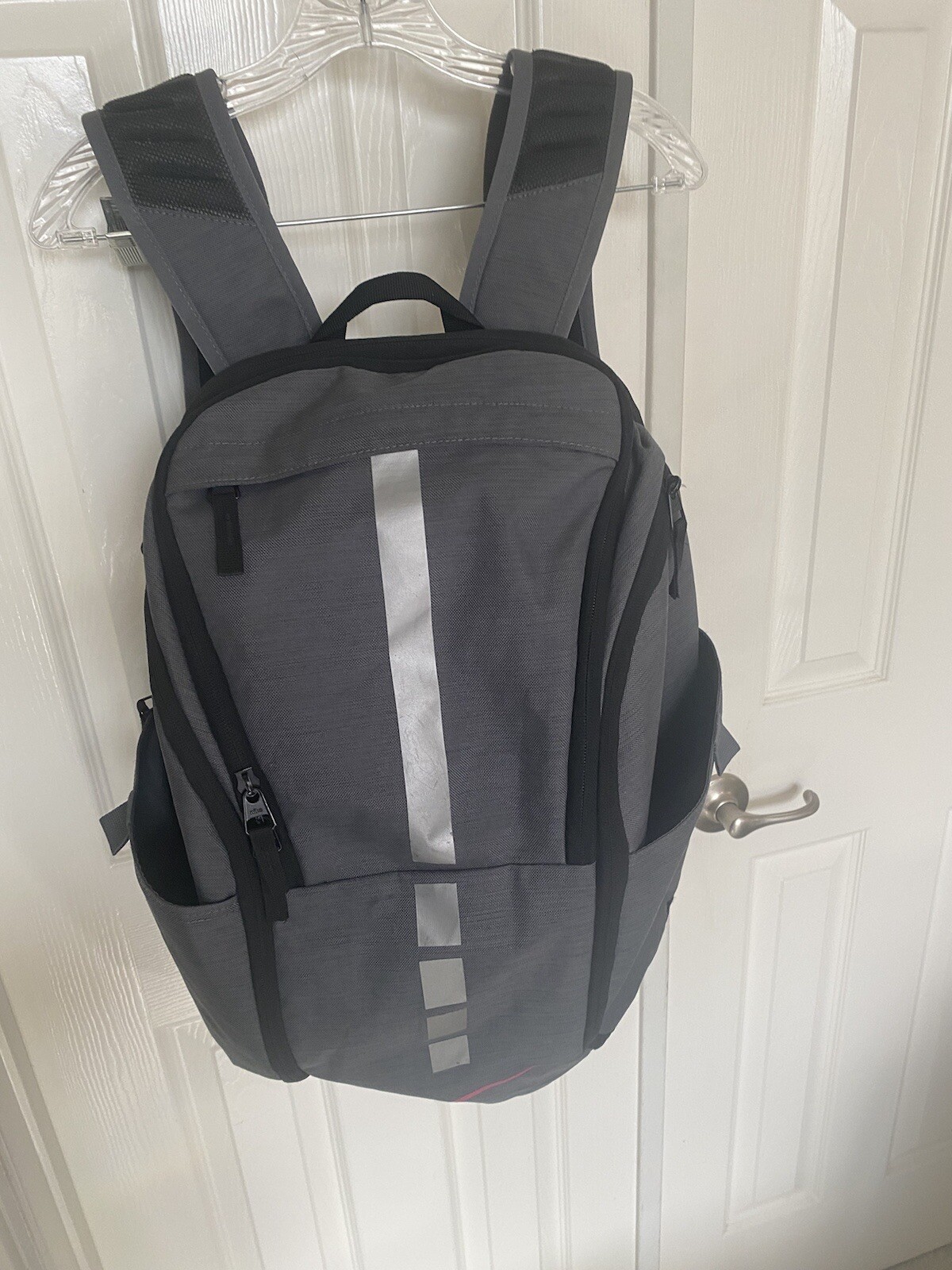 Nike Elite Max Air Breast Cancer Backpack Gray Pink T… Gem