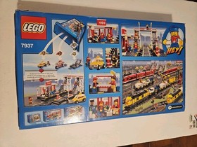Lego City Train Station 7937 NIB