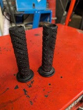 Mid School Bmx Mongoose Grips Good Shape Free Shipping 