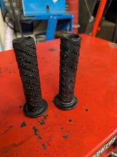 Mid School Bmx Mongoose Grips Good Shape**Free Shipping**