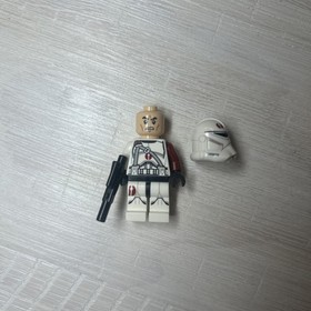LEGO Star Wars Clone Commander Neyo Minifigure BARC Trooper 75037