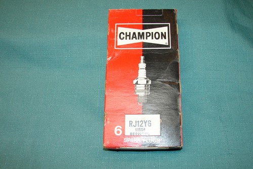 6 CHAMPION RJ12Y6 Spark Plugs RESISTOR TYPE NOS NEW IN BOX - Foto 7 di 7