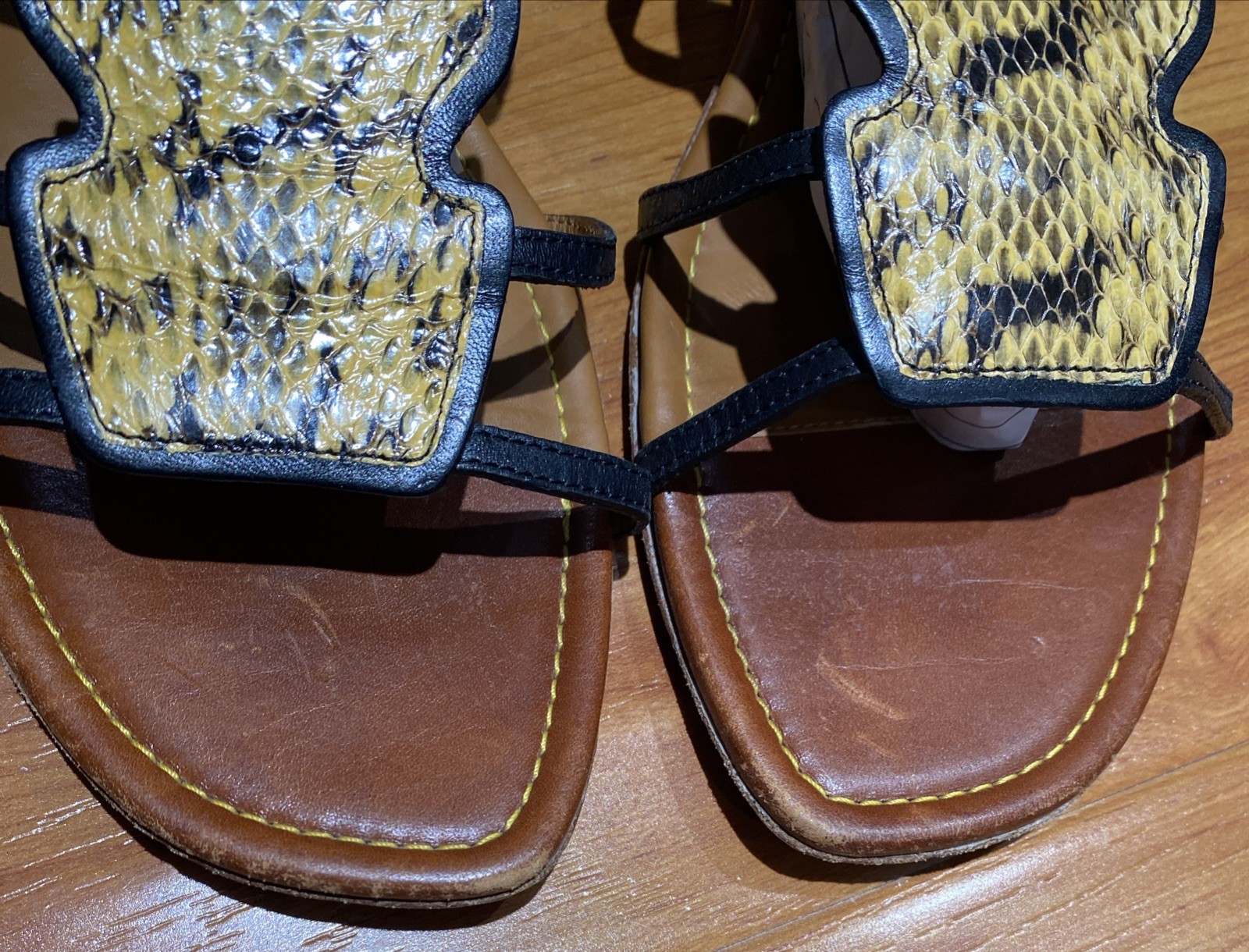 Fendi Python Detail Flat Leather Sandals Size 40 - image 6