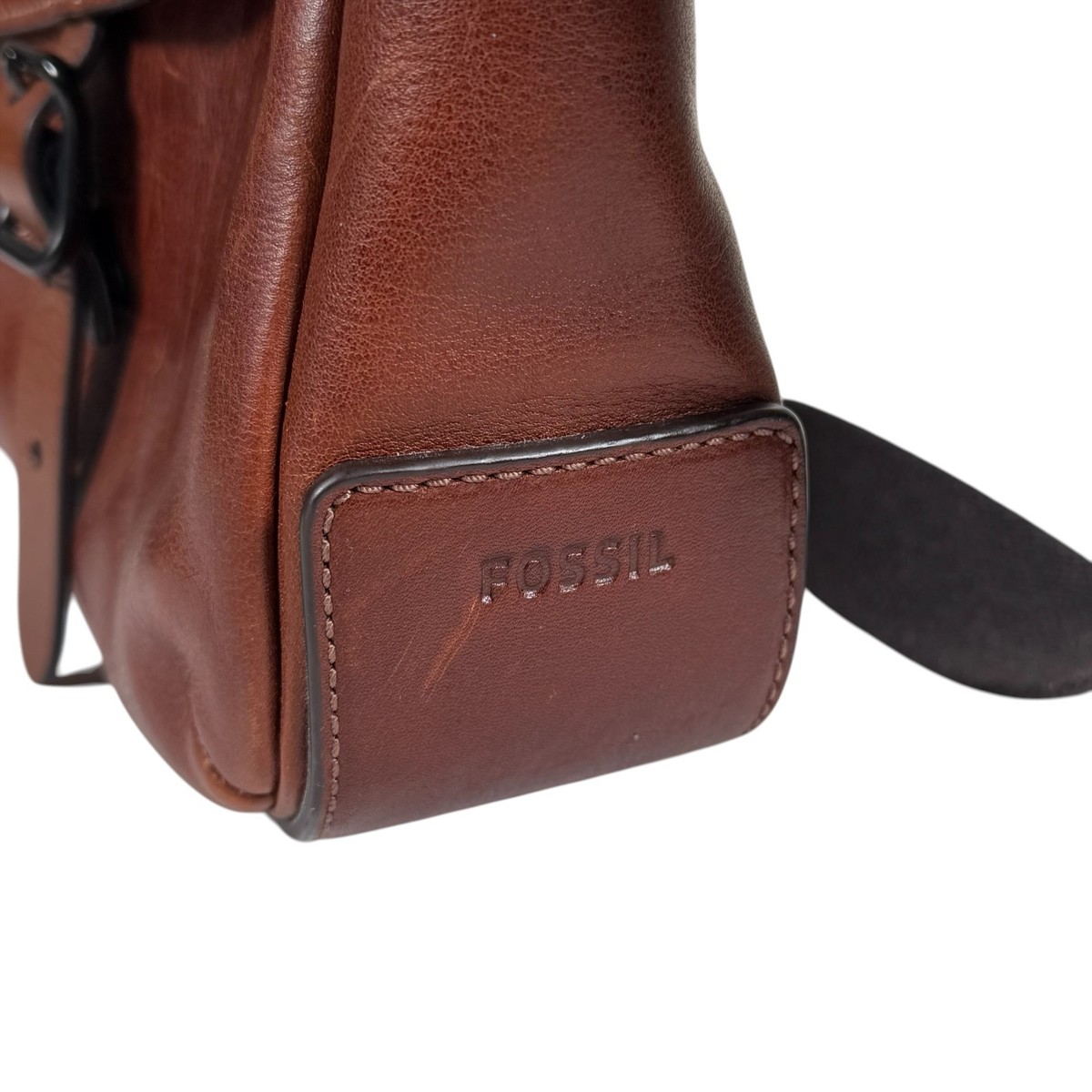 Fossil Buckner Messenger Laptop Bag Unisex Brown Leather
